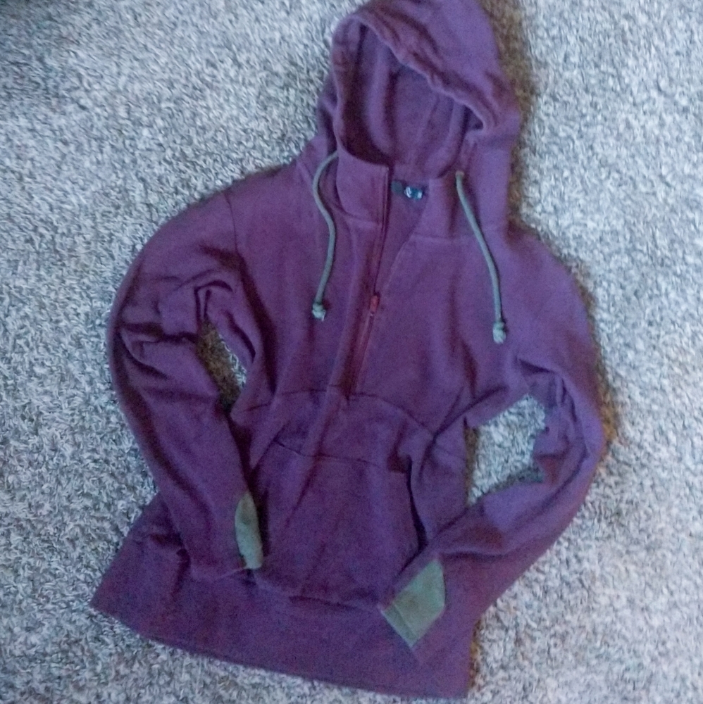M Plum and Olive Ampersand Half Zip Hoodlie